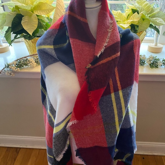 Zara holiday plaid blanket scarf! 🧣🧣🧣 - Picture 8 of 13